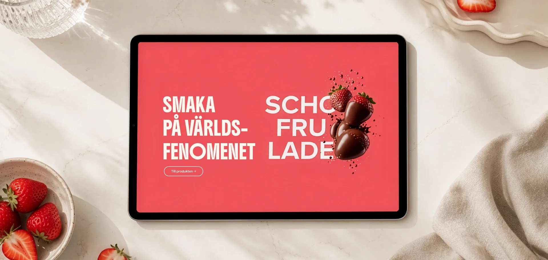 Exempel på en tryckt broschyr för Markteknik där den nya grafiska profilen används för att presentera företagets tjänster och värderingar med tydlig typografi och inspirerande bilder från projekt.