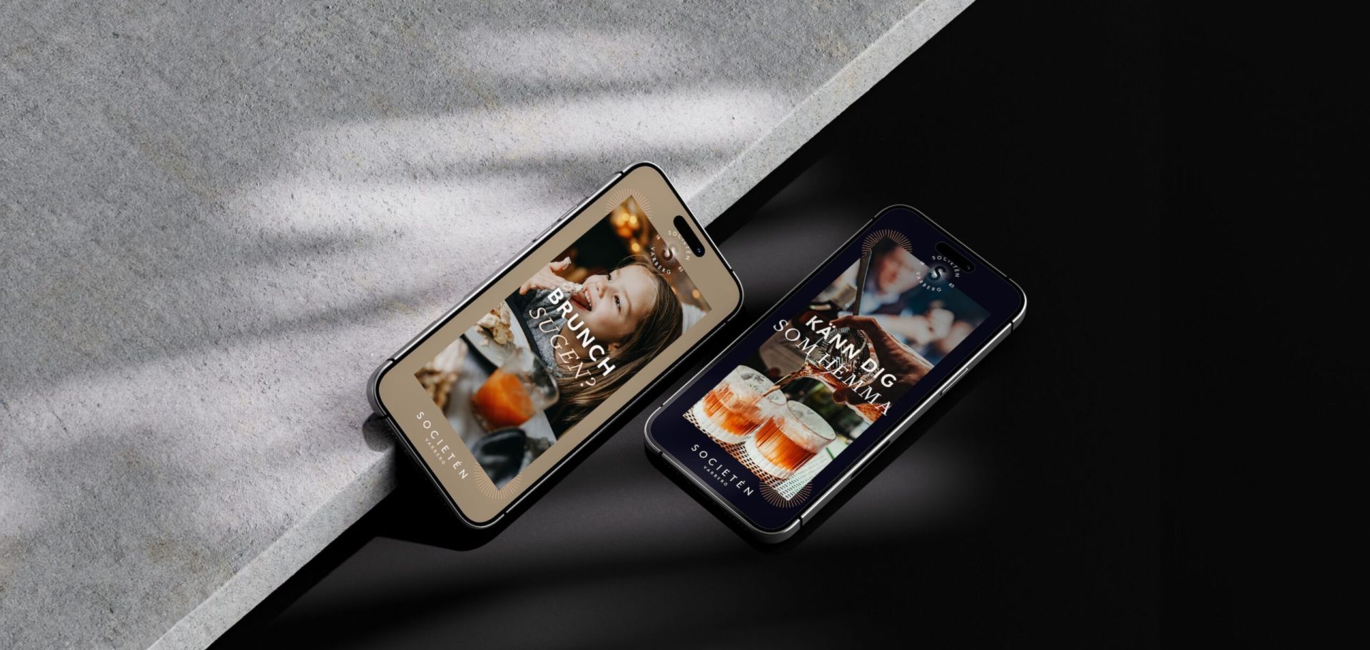 Två smartphones som visar exempel på Societéns nya digitala närvaro med stilrena annonser för brunch och nattklubb.